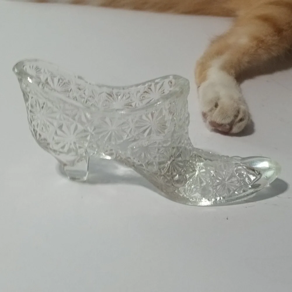 Vintage Fenton Daisy Button Clear Glass Slipper Shoe Made In USA 5.5